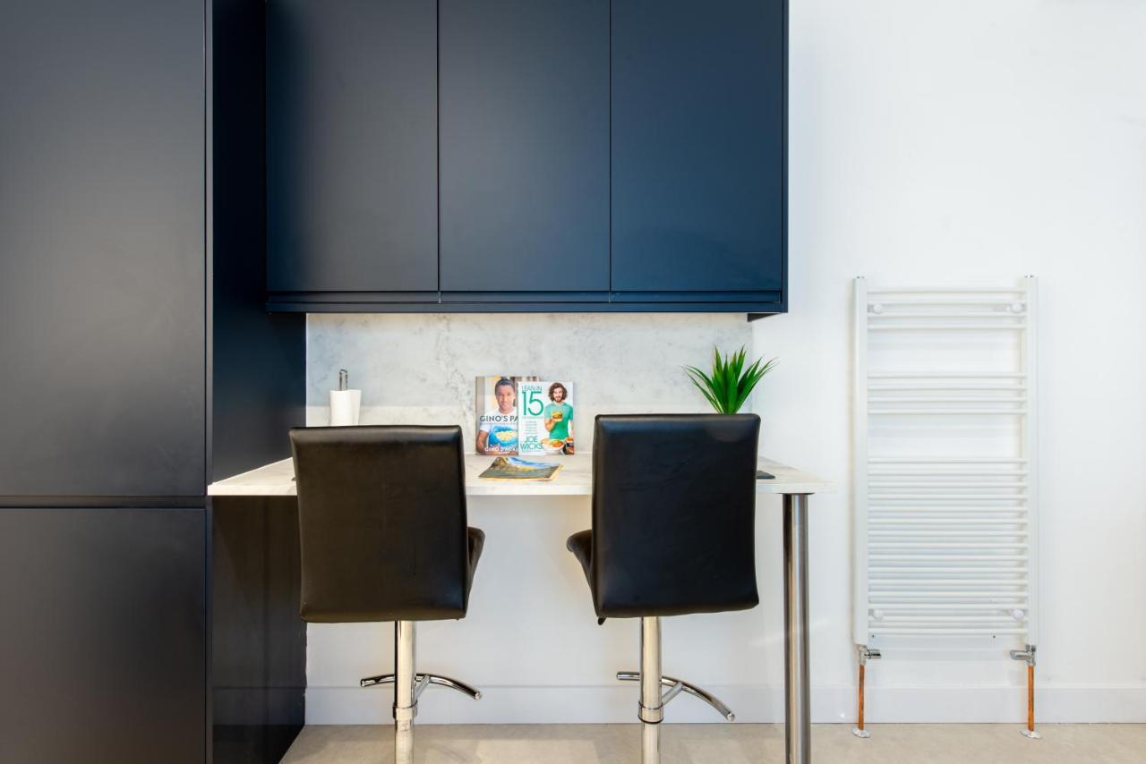 Luxe Maisonette- Parking, 4K Tvs, Leds, Local Snacks And More! Bath Eksteriør billede