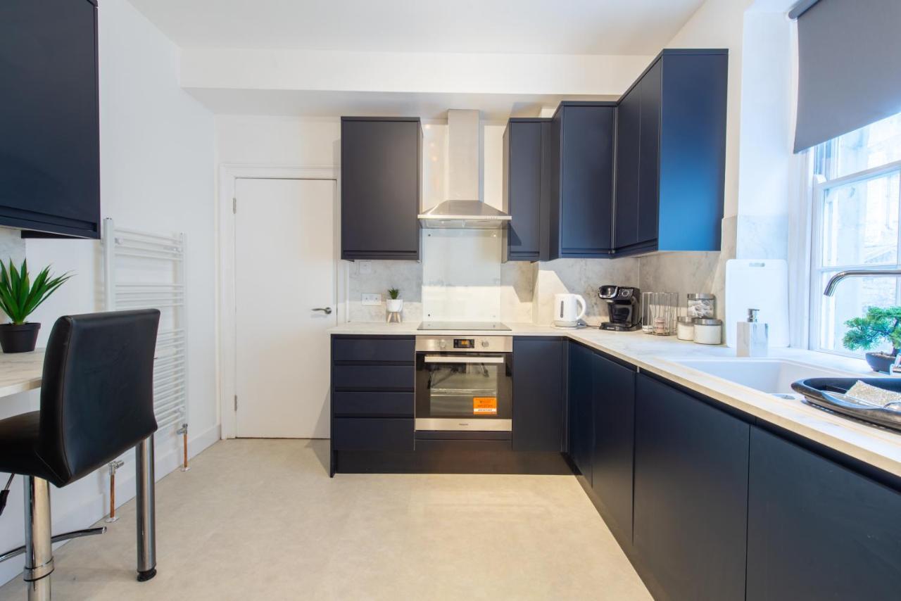 Luxe Maisonette- Parking, 4K Tvs, Leds, Local Snacks And More! Bath Eksteriør billede