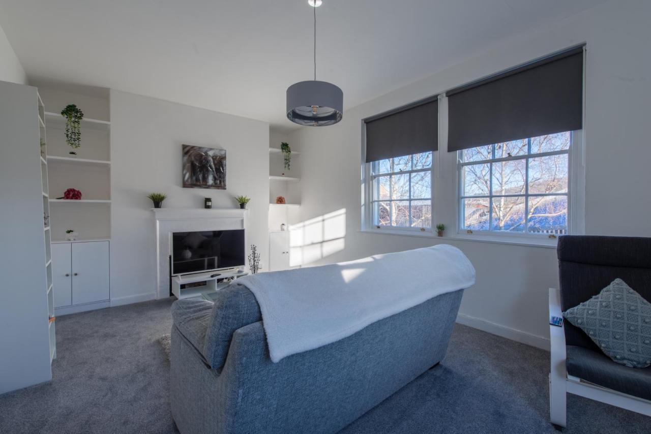 Luxe Maisonette- Parking, 4K Tvs, Leds, Local Snacks And More! Bath Eksteriør billede