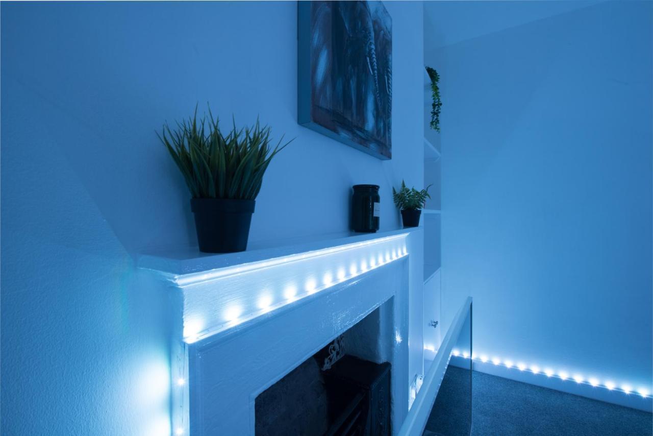 Luxe Maisonette- Parking, 4K Tvs, Leds, Local Snacks And More! Bath Eksteriør billede