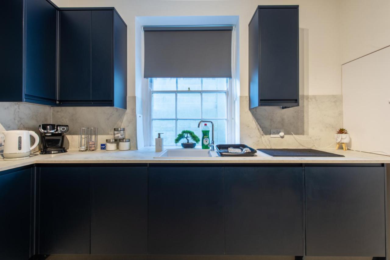 Luxe Maisonette- Parking, 4K Tvs, Leds, Local Snacks And More! Bath Eksteriør billede