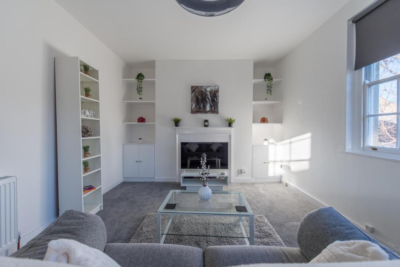 Luxe Maisonette- Parking, 4K Tvs, Leds, Local Snacks And More! Bath Eksteriør billede