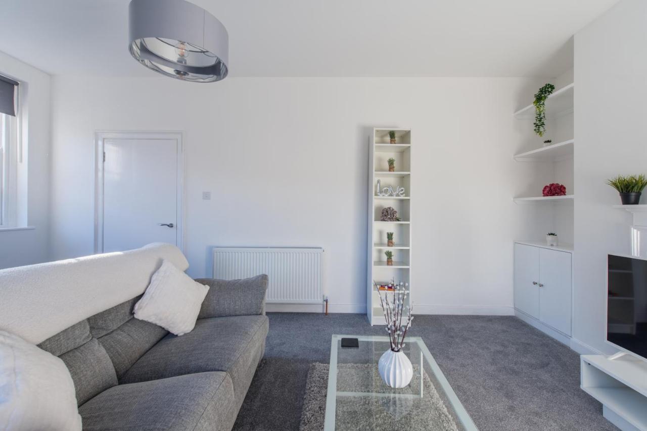 Luxe Maisonette- Parking, 4K Tvs, Leds, Local Snacks And More! Bath Eksteriør billede